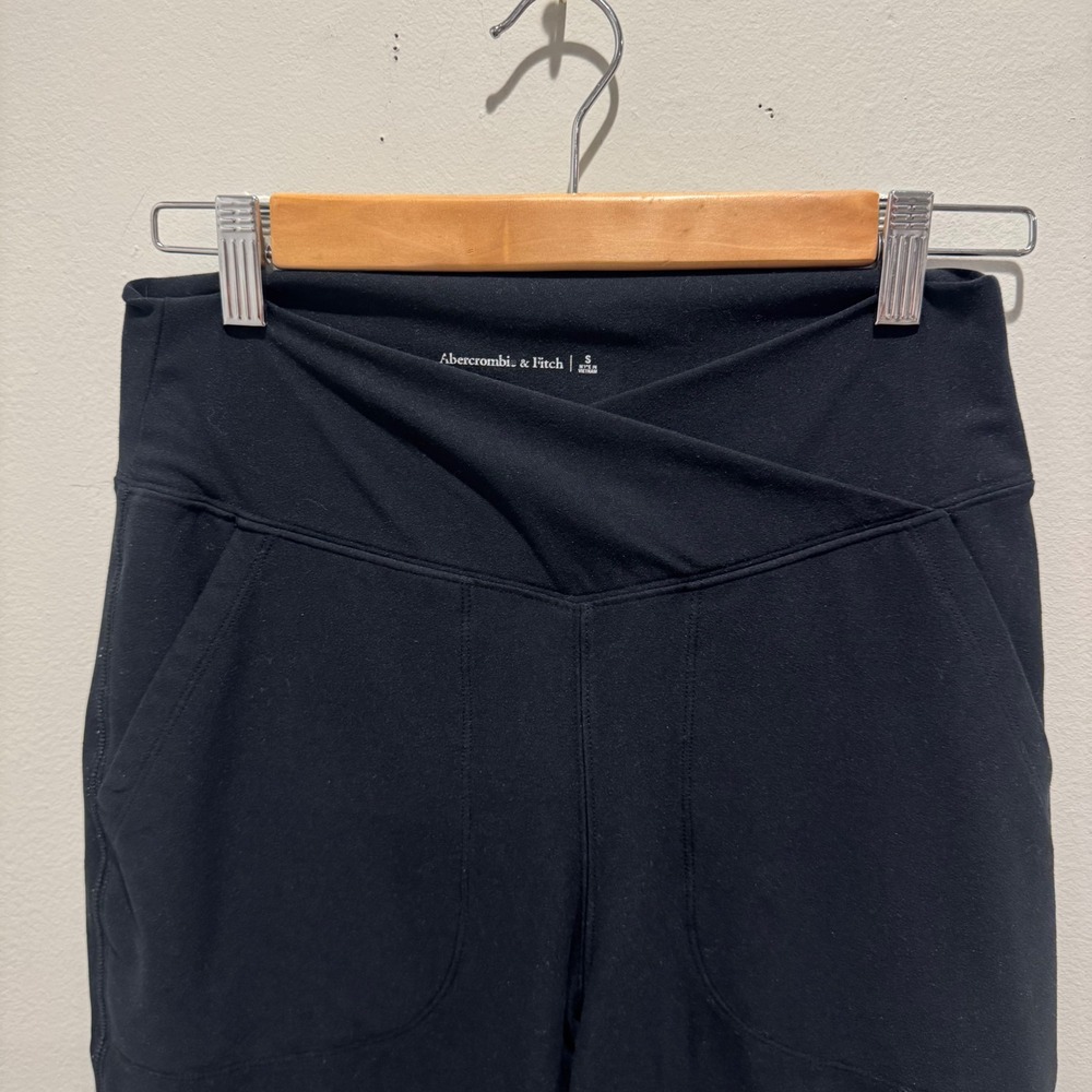 Abercrombie & Fitch Black Crossover Waist Jogger Pants Slim Fit | Size S - Picture 3 of 10